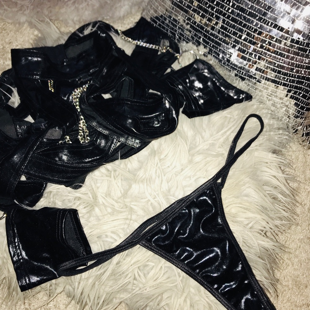 Sexxxy Pleaser Bound Lingerie set🖤